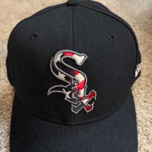 NEW Forth of July Chicago White Sox Fitted Black Cap. Sz. 7-1/4